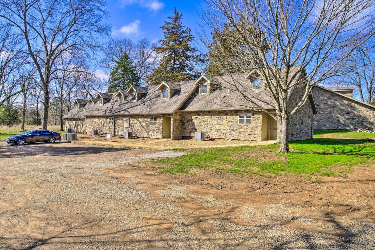 The Cozy Cottage With Lake Taneycomo Access! Branson Eksteriør billede