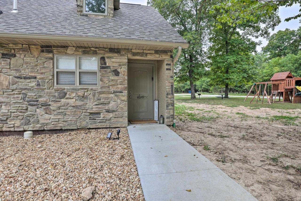 The Cozy Cottage With Lake Taneycomo Access! Branson Eksteriør billede