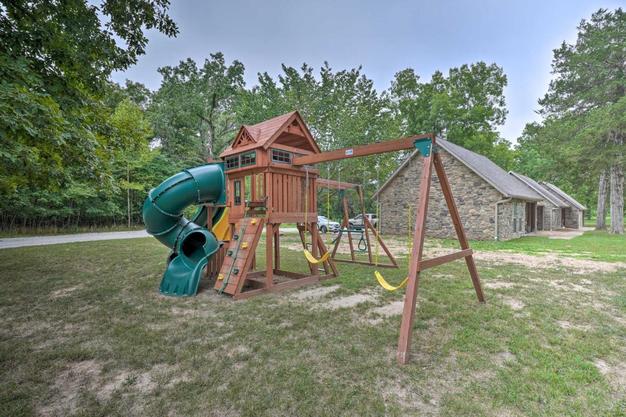 The Cozy Cottage With Lake Taneycomo Access! Branson Eksteriør billede
